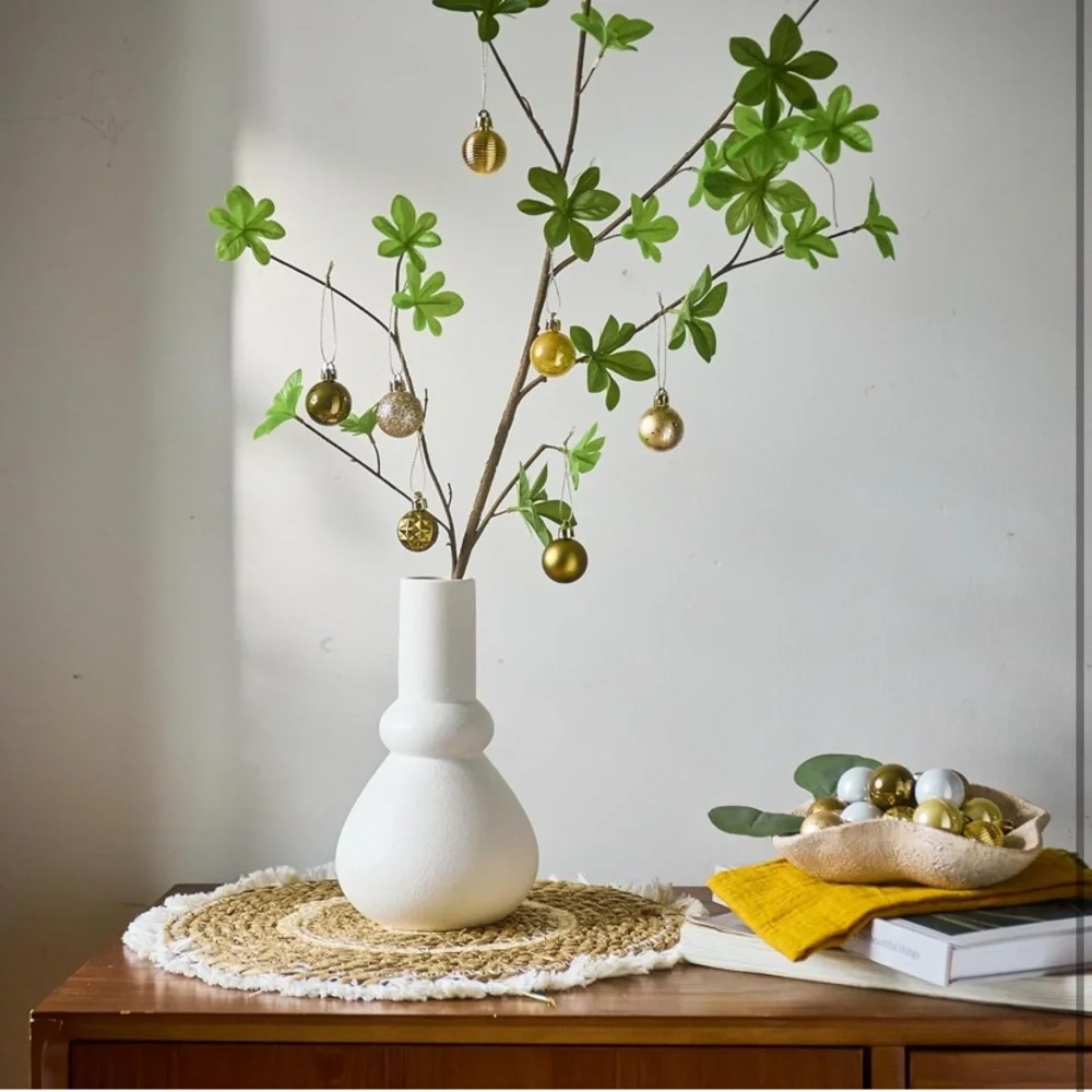 NEW Christmas Ornaments 49 Ornaments Gold Color Scheme Christmas Baubles - Picture 5 of 13